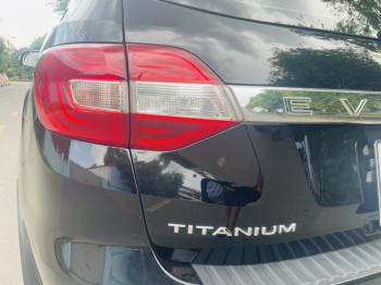 Everest 2.0 L Titanium 2019 AT 4x4z4478299528129_783114db830fbe1cf380673211b8299e
