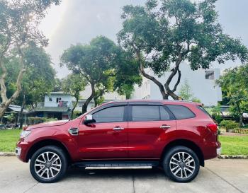Everest 2.0 L Titanium 2020 AT 4x4 màu đỏz4564503477209_998536dee98c5a61b5b7dac4ce5af4be